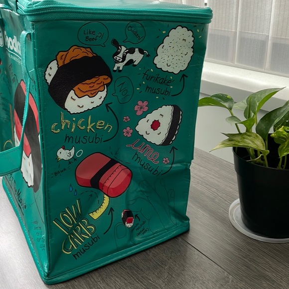 ✨SOLD✨ NWOT Cute Hawaiian Spam Musubi Insulated Cooler Bag - Picture 2 of 7